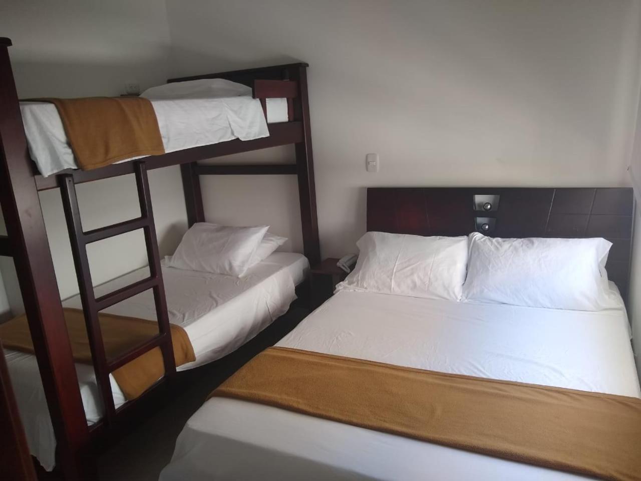 Hotel Don Luis Ocana Ngoại thất bức ảnh